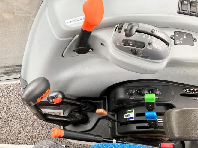 トラクターニューホランド　中古　T5060