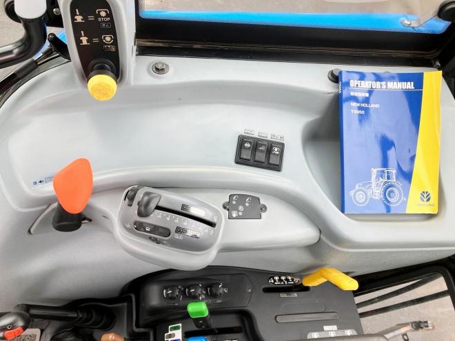 トラクターニューホランド　中古　T5060