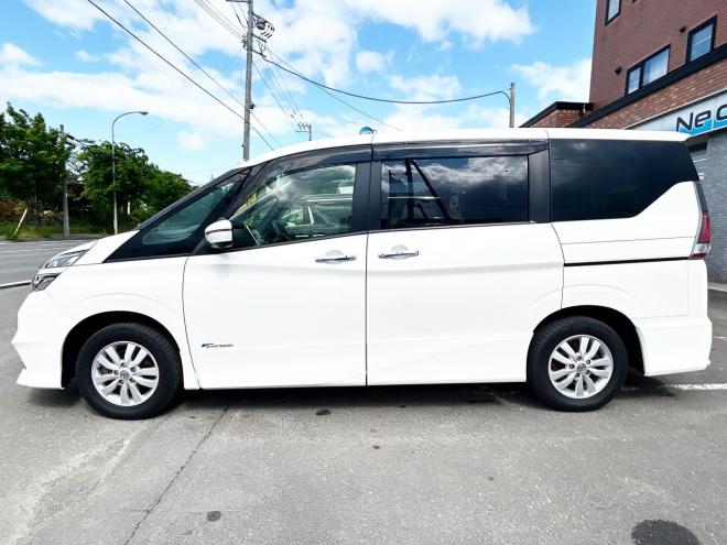 セレナ2.0ハイウェイスター 4WD　ローンが不安な方＜優遇ローン＞　本州仕入　寒冷地　純正ナビ　両側パワスラ　