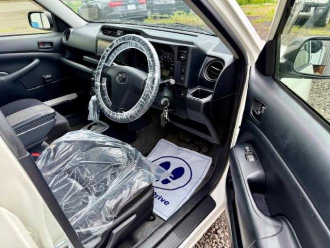 プロボックスバン1.5DXコンフォート 4WD　社外パワーウインドウ付き 4WD 1500 5Dr