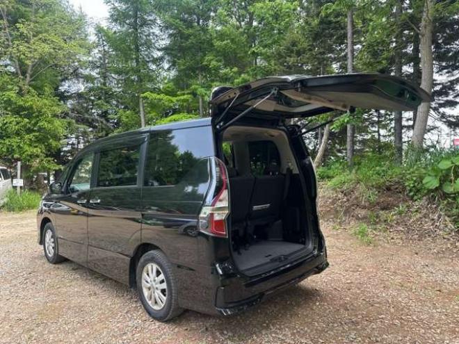 セレナ2.0 ハイウェイスター V 4WD　ワンオーナー/アラウンドビュー/ドラレコ 2000