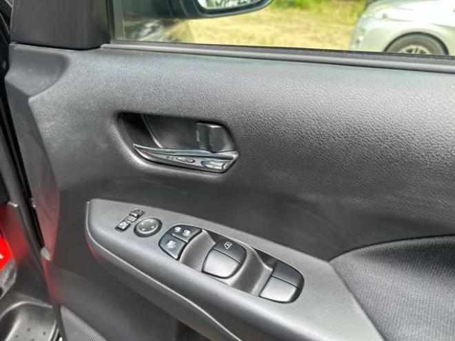 セレナ2.0 ハイウェイスター V 4WD　ワンオーナー/アラウンドビュー/ドラレコ 2000