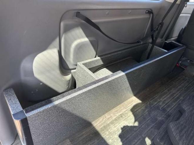 キャラバンNV350 2.5 プレミアムGX ロングボディ ディーゼルターボ 4WD　ワンオーナー/ベッドキット/左パワスラ/ETC 2500