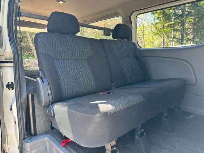 キャラバンNV350 2.5 プレミアムGX ロングボディ ディーゼルターボ 4WD　ワンオーナー/ベッドキット/左パワスラ/ETC 2500