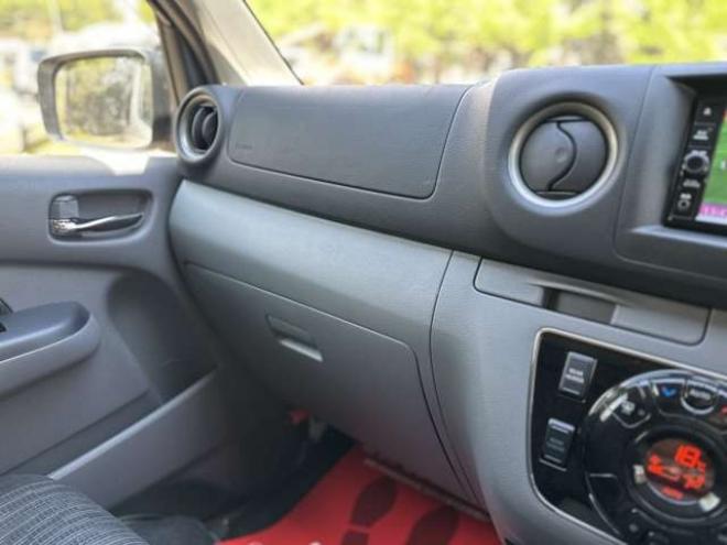 キャラバンNV350 2.5 プレミアムGX ロングボディ ディーゼルターボ 4WD　ワンオーナー/ベッドキット/左パワスラ/ETC 2500