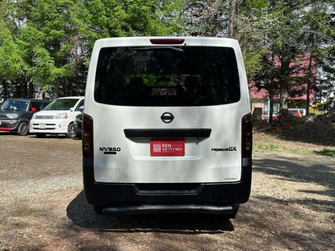 キャラバンNV350 2.5 プレミアムGX ロングボディ ディーゼルターボ 4WD　ワンオーナー/ベッドキット/左パワスラ/ETC 2500