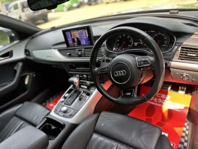 アウディA6アバント 2.8 FSI クワトロ Sラインパッケージ 4WD　地デジ/ナビ/Bカメラ/電動シート/ETC 正規輸入車 2800