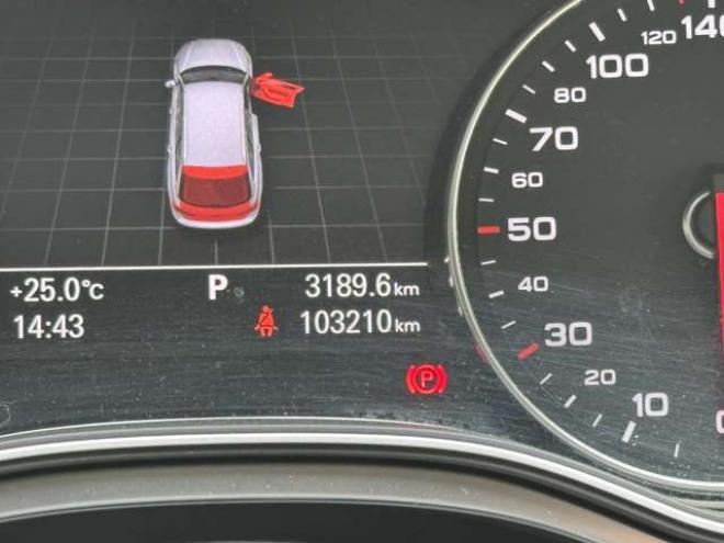 アウディA6アバント 2.8 FSI クワトロ Sラインパッケージ 4WD　地デジ/ナビ/Bカメラ/電動シート/ETC 正規輸入車 2800