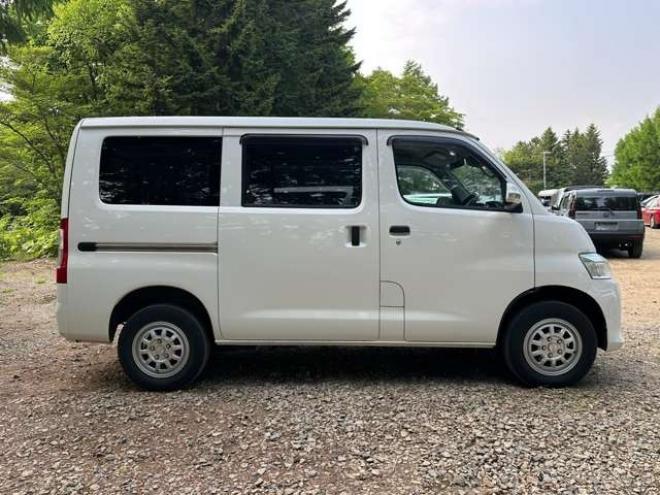 タウンエースバン1.5 GL 4WD　ワンセグ/ナビ/ETC/衝突安全ブレーキ 1500