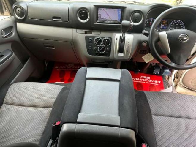 キャラバンNV350 2.5 プレミアムGX ロングボディ ディーゼルターボ 4WD　ETC/ナビ/TV/Bカメラ/ワンオーナー/社外AW 2500