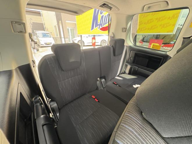 ノアNOAH 4WD SI 寒冷地仕様車　両パワースライドドア　エンジンスターター　Bluetoothフルセグナビ　バックカメラ　ビルトインETC　POUSHスタート　全磨き済　autoライト 4WD 2000 5Dr