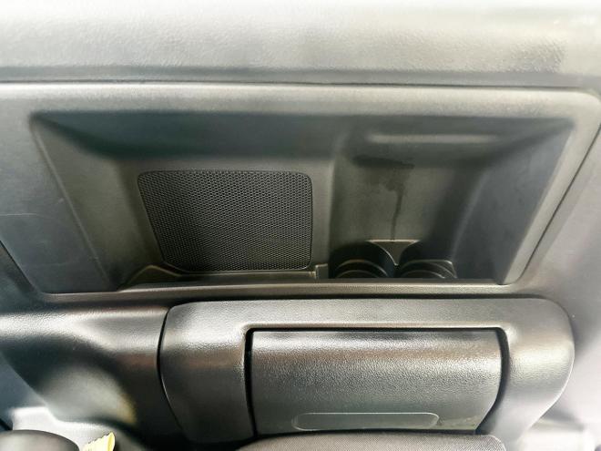 ノア2.0Si 4WD　ローンが不安な方＜優遇ローン＞本州仕入　ナビ　後席モニター　両Pスラ 4WD 2000 5Dr