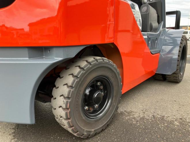フォークリフトトヨタ　中古　8FD25