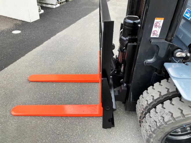 フォークリフトトヨタ　中古　8FD25