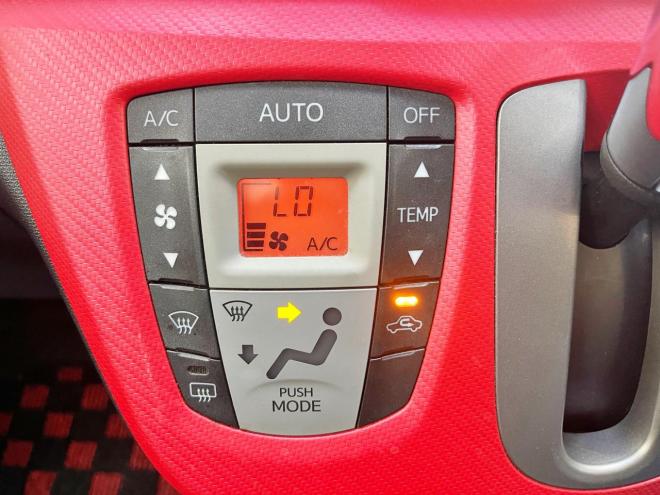 ムーヴカスタムXリミテッド 4WD 5年保証 スマキー ナビ Bカメ 寒冷地 修復歴無