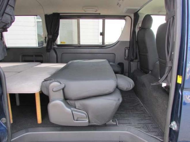 レジアスエース3.0 スーパーGL ロングボディ ディーゼルターボ 4WD　キーレス フルセグテレビ ベットキット 3000