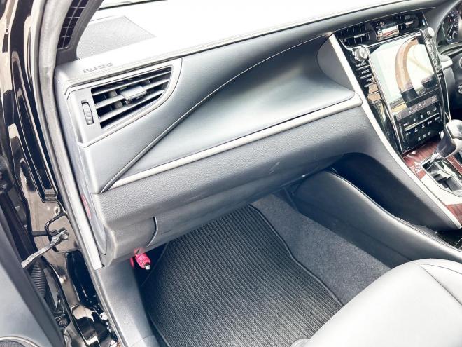 ハリアーハイブリッド2.5ハイブリッドE-Fourプレミアム 4WD　ローンが不安な方＜優遇ローン＞　本州仕入　モデリスタ　サンルーフ　ナビ