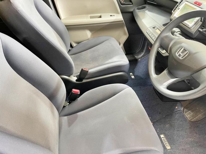 フリード1.5G Lパッケージ 4WD 5年保証 パワスラ ナビTV Bカメ 寒冷地仕様 禁煙 車検整備2年付 修復歴無
