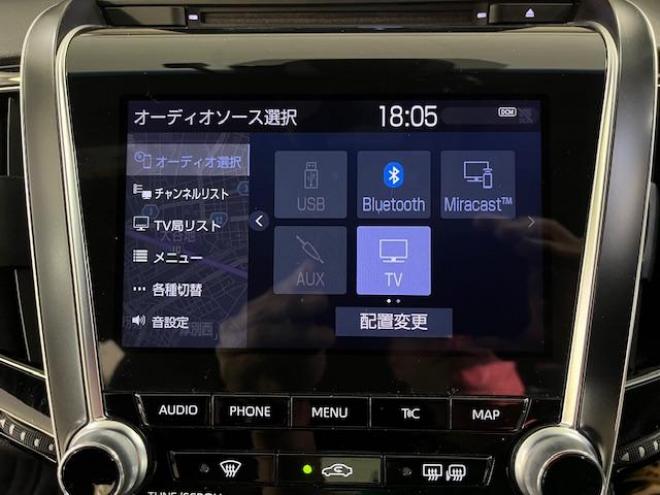 クラウンハイブリッドＲＳアドバンス　Ｆｏｕｒ　本州仕入　寒冷地仕様　禁煙車　純正１８インチスパッタリングＡＷ　社外１８ＡＷ＋スタッドレスタイヤ付　純正ナビ（フルセグ地デジ　ＤＶＤ再生　Ｂｌｕｅｔｏｏｔｈ対応）＋バックカメラ　プリクラッシュセーフティ　レーダークルーズコントロール　ブラインドスポット　ヘッドアップディスプレイ　純正ブラックレザーシート　電動サンルーフ　シートヒーター＆クーラー　ステアリングヒーター　両席パワーシート　純正ＬＥＤヘッドライト　純正ドライブレコーダー　ＥＴＣ 4WD 2500 4Dr