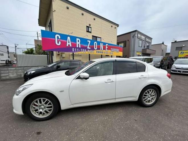 スカイライン2.5 250GT FOUR 4WD　ナビフルセグTVバックモニター　ドラレコ 2500