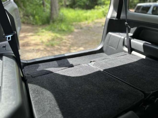 ジムニークロスアドベンチャー XC 4WD　ETC/ナビ/Sヒーター/ミラーウィンカー 660