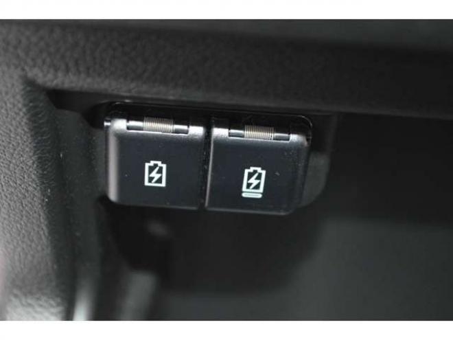 クロスビー1.0 ハイブリッド MZ ブラウンアクセントパッケージ装着車 4WD　1オーナーセーフティサポート全方位ナビTV 1000