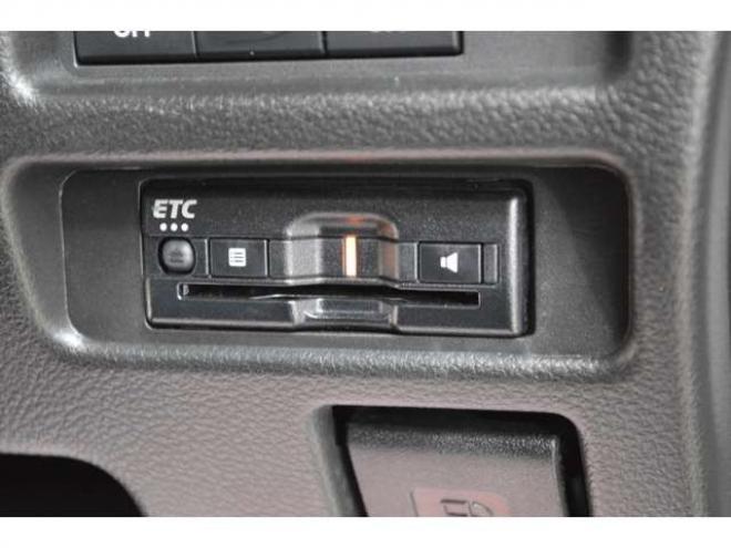 ハスラーJスタイル 4WD　1オーナーセーフティサポート7インチナビ 660