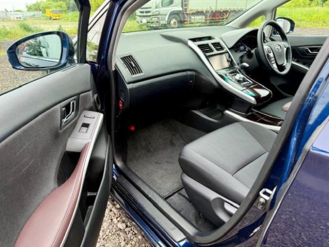 SAI2.4S　ナビTV・Bカメラ・Bluetooth 2400 ５Dr