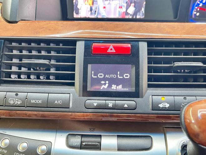 エリシオン2.4プレステージS 4WD 5年保証 両側パワスラ ナビTV Bカメ 寒冷地仕様 禁煙 車検整備2年付 修復歴無
