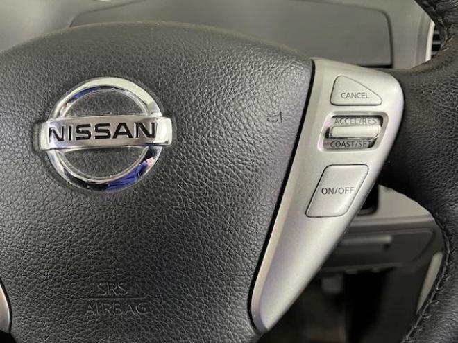セレナハイウェイスター　禁煙車　ＷＡＫＯＳバリアスコーティング済　純正１５インチＡＷ　社外１５ＡＷ＋スタッドレスタイヤ付　両側パワースライドドア　純正ナビ（フルセグ地デジ）＋バックカメラ　前後ドライブレコーダー　クルーズコントロール　エンジンスターター　アイドリングストップ　横滑り防止装置　ＨＩＤ　ＥＴＣ 　タイミングチェーン 4WD 2000 5Dr