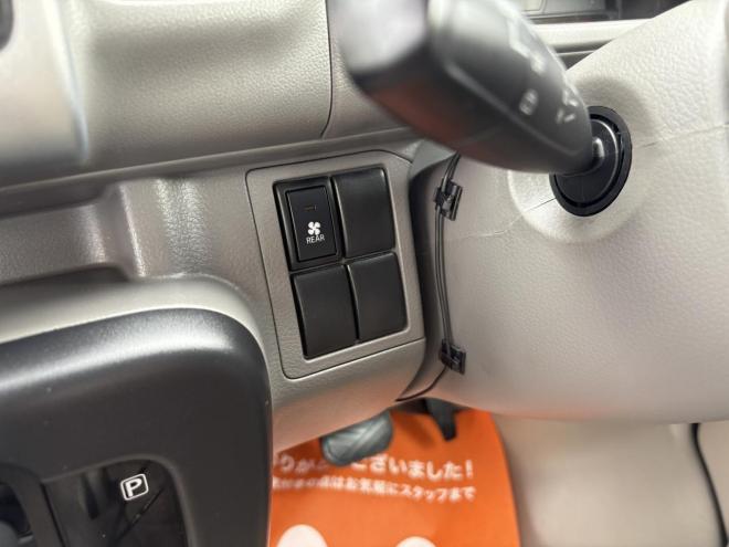NV100クリッパーNV100クリッハ゜ー 4WD GX high roof　燃費の5AGS 本州仕入 寒冷地仕様 Bluetooth　ＶＳＣ　ブレーキアシスト　フルセグナビ　ドラレコ　フォグランプ　バイザー　スタットレス　全磨き　検2付　ETC エンジンオイル交換 4WD 660 5Dr