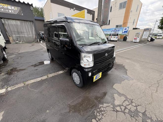 NV100クリッパーNV100クリッハ゜ー 4WD GX high roof　燃費の5AGS 本州仕入 寒冷地仕様 Bluetooth　ＶＳＣ　ブレーキアシスト　フルセグナビ　ドラレコ　フォグランプ　バイザー　スタットレス　全磨き　検2付　ETC エンジンオイル交換 4WD 660 5Dr