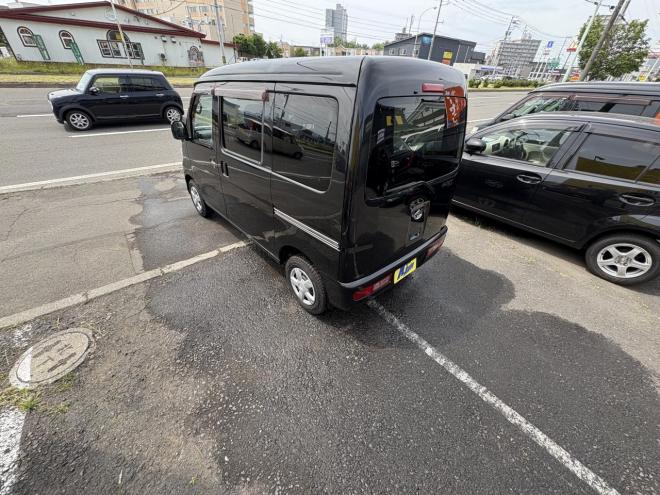 ハイゼットHIJET CARGO 4WD CRUSE TURBO ヒ゛シ゛ネスPK　一家に一台軽箱　turbo 寒冷地仕様 リアヒーター　ナビ　etc バイザー 4WD 660 5Dr