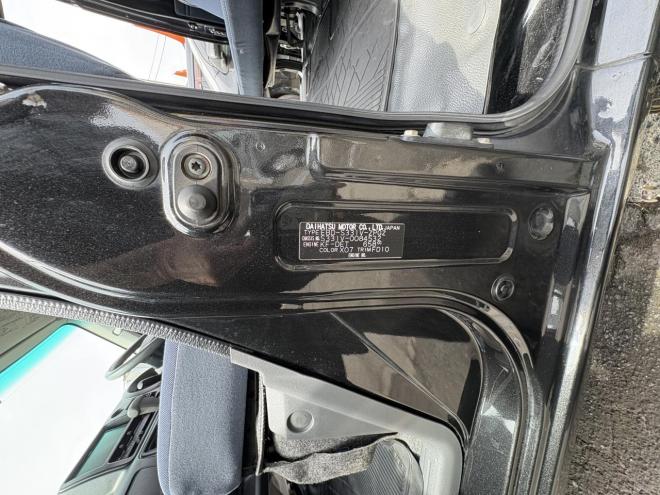 ハイゼットHIJET CARGO 4WD CRUSE TURBO ヒ゛シ゛ネスPK　一家に一台軽箱　turbo 寒冷地仕様 リアヒーター　ナビ　etc バイザー 4WD 660 5Dr