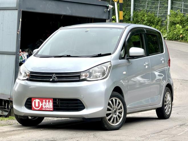 eKワゴン4WD G タイミングチェーン車　ナビ　テレビ　バックカメラ 4WD 660 5Dr