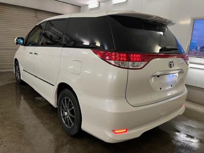 エスティマアエラス　Ｇエディション　本州仕入　寒冷地仕様　禁煙車　ＷＡＫＯＳバリアスコーティング済　純正１７インチＡＷ　社外１６ＡＷ＋スタッドレスタイヤ付　両側パワースライドドア　ストラーダナビ（フルセグ地デジ　ＤＶＤ再生　Ｂｌｕｅｔｏｏｔｈ）＋バックカメラ　ＰＵＳＨスタート　スマートキー　クルーズコントロール　タイミングチェーン車　フロントガラス熱線　ビルトインＥＴＣ　ＨＩＤ ヘッドライト　オットマン 4WD 2400 5Dr