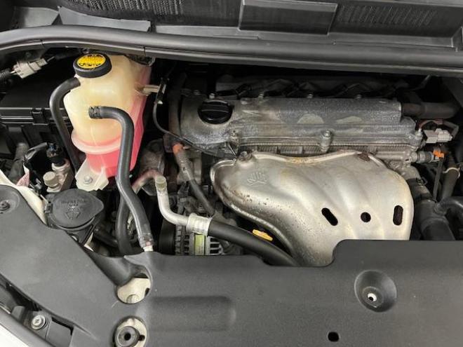 エスティマアエラス　Ｇエディション　本州仕入　寒冷地仕様　禁煙車　ＷＡＫＯＳバリアスコーティング済　純正１７インチＡＷ　社外１６ＡＷ＋スタッドレスタイヤ付　両側パワースライドドア　ストラーダナビ（フルセグ地デジ　ＤＶＤ再生　Ｂｌｕｅｔｏｏｔｈ）＋バックカメラ　ＰＵＳＨスタート　スマートキー　クルーズコントロール　タイミングチェーン車　フロントガラス熱線　ビルトインＥＴＣ　ＨＩＤ ヘッドライト　オットマン 4WD 2400 5Dr