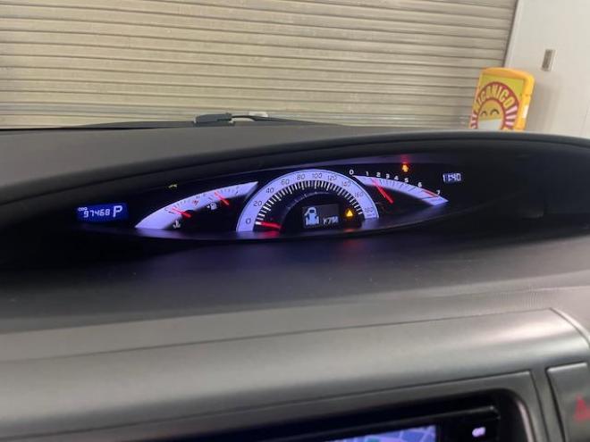 エスティマアエラス　Ｇエディション　本州仕入　寒冷地仕様　禁煙車　ＷＡＫＯＳバリアスコーティング済　純正１７インチＡＷ　社外１６ＡＷ＋スタッドレスタイヤ付　両側パワースライドドア　ストラーダナビ（フルセグ地デジ　ＤＶＤ再生　Ｂｌｕｅｔｏｏｔｈ）＋バックカメラ　ＰＵＳＨスタート　スマートキー　クルーズコントロール　タイミングチェーン車　フロントガラス熱線　ビルトインＥＴＣ　ＨＩＤ ヘッドライト　オットマン 4WD 2400 5Dr