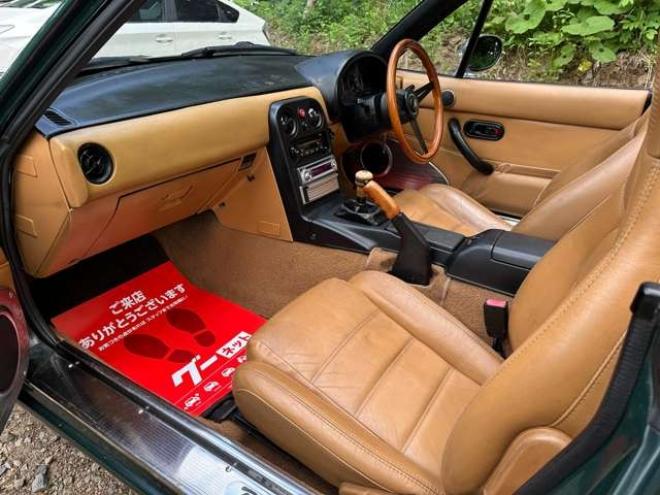 ロードスター1.8 Vスペシャル　ETC/CD/オープンカー/レザーシート 2WD 1800