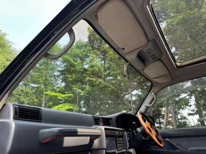 ランドクルーザー80 4.2 VXリミテッド ディーゼルターボ 4WD　社外アルミ/サンルーフ/Bluetooth/リフトUP 4200