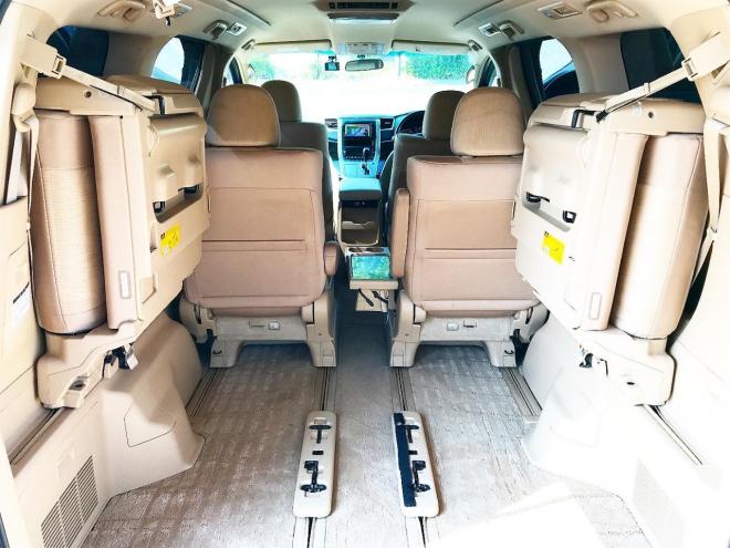 ヴェルファイアハイブリッド2.4X 4WD　ローンが不安な方＜優遇ローン＞　本州仕入　純正ナビ　後席モニター　ETC