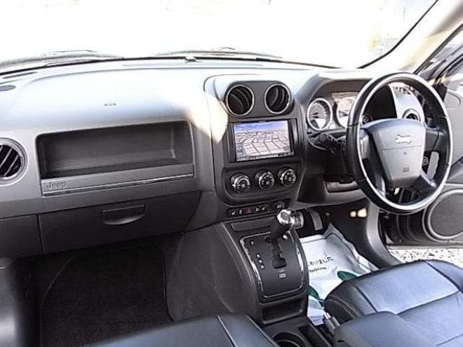 クライスラー・ジープパトリオット リミテッド 4WD 2400 5Dr
