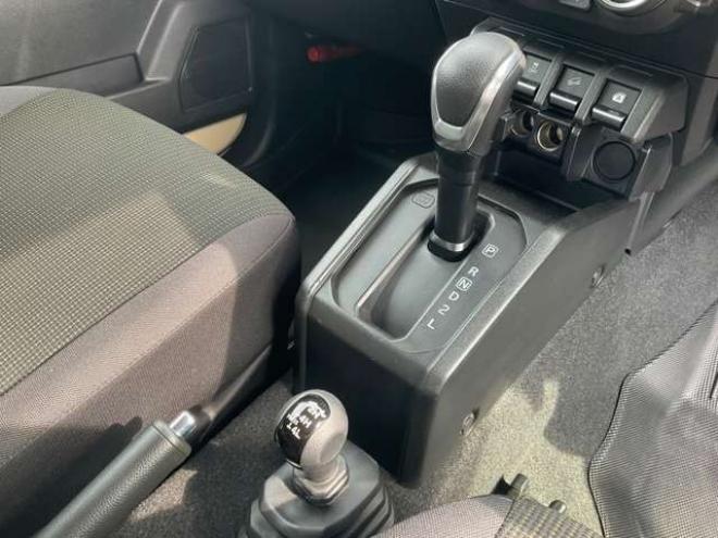 ジムニーシエラ1.5 JC 4WD　社外ナビTV bluetooth 純正スターター 1500