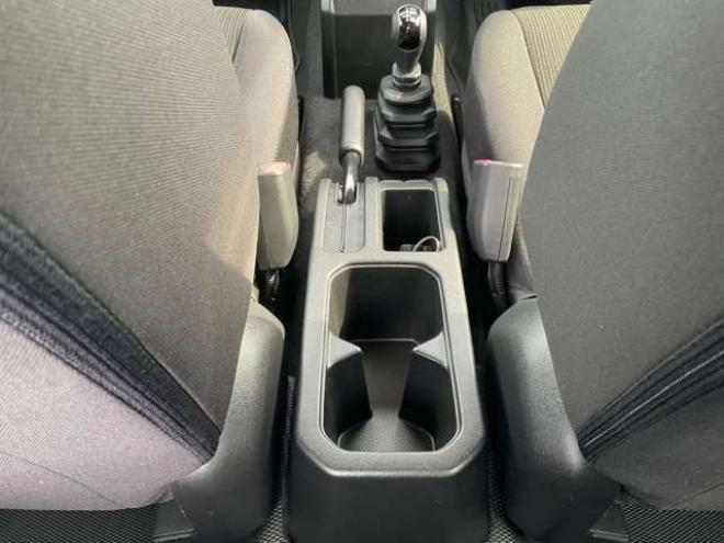 ジムニーシエラ1.5 JC 4WD　社外ナビTV bluetooth 純正スターター 1500