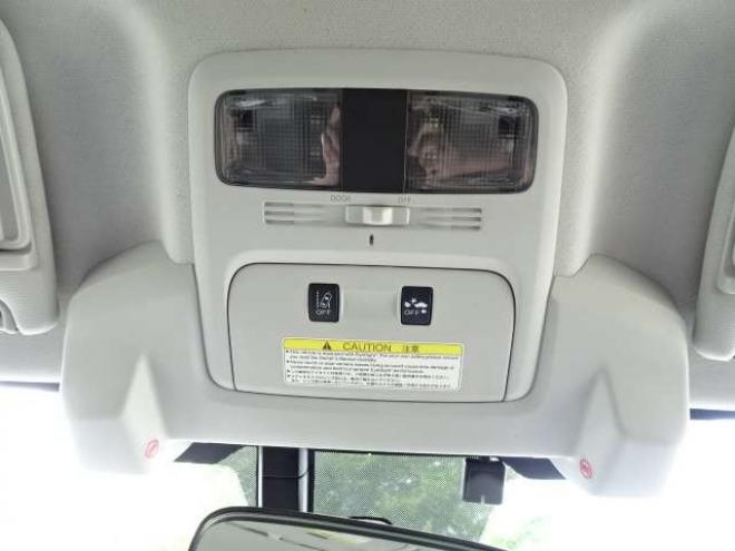 フォレスター2.0 S リミテッド 4WD　アイサイト 本州車 保証1年 ナビ　Bカメラ 2000
