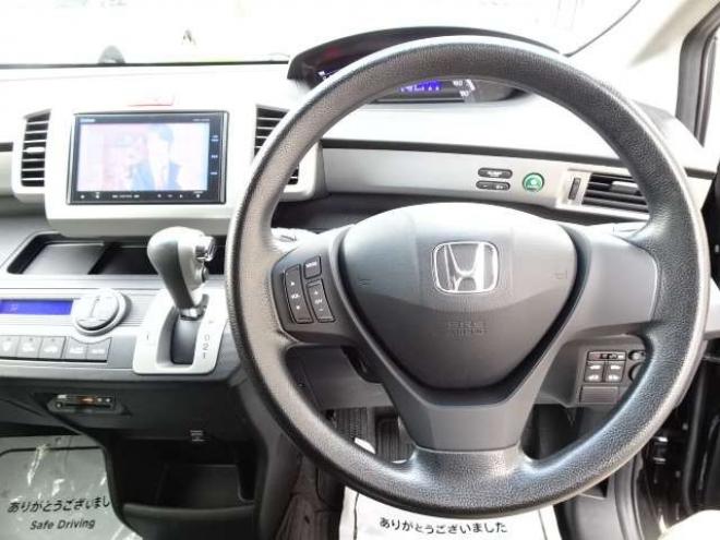 フリード1.5 G ジャストセレクション 4WD　本州車　保証1年　Wパワスラ ナビ Bカメラ 1500