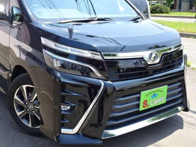 ヴォクシー2.0 ZS 煌 4WD　本州車 保証1年 10型ナビ Wパワスラ 後席TV 2000