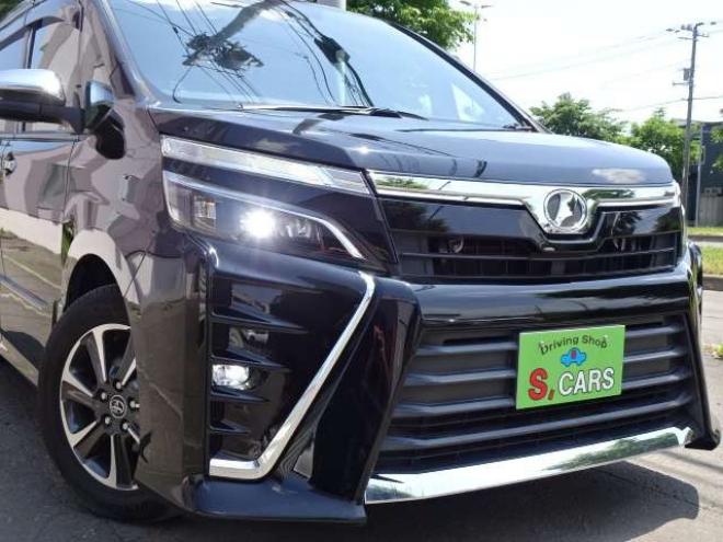ヴォクシー2.0 ZS 煌 4WD　本州車 保証1年 10型ナビ Wパワスラ 後席TV 2000