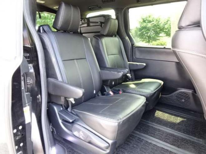 ヴォクシー2.0 ZS 煌 4WD　本州車 保証1年 10型ナビ Wパワスラ 後席TV 2000