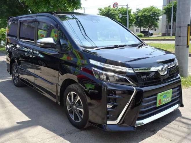 ヴォクシー2.0 ZS 煌 4WD　本州車 保証1年 10型ナビ Wパワスラ 後席TV 2000
